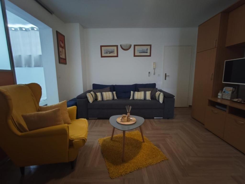 Apartment Bozena Krk Krk Town Luaran gambar